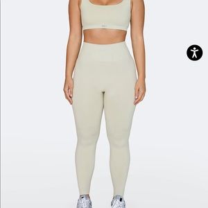 SETACTIVE NWT SCULPTFLEX® LEGGINGS - OAT MILK